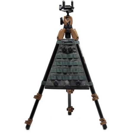 Manfrotto MB RO LO ALPHA S.H.O.T. - organizer mocowany do nóg statywu - przykład użycia